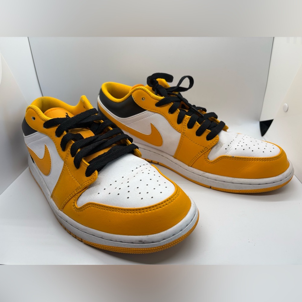 Nike Air Jordan 1 Low “Taxi White” Men’s Sneakers